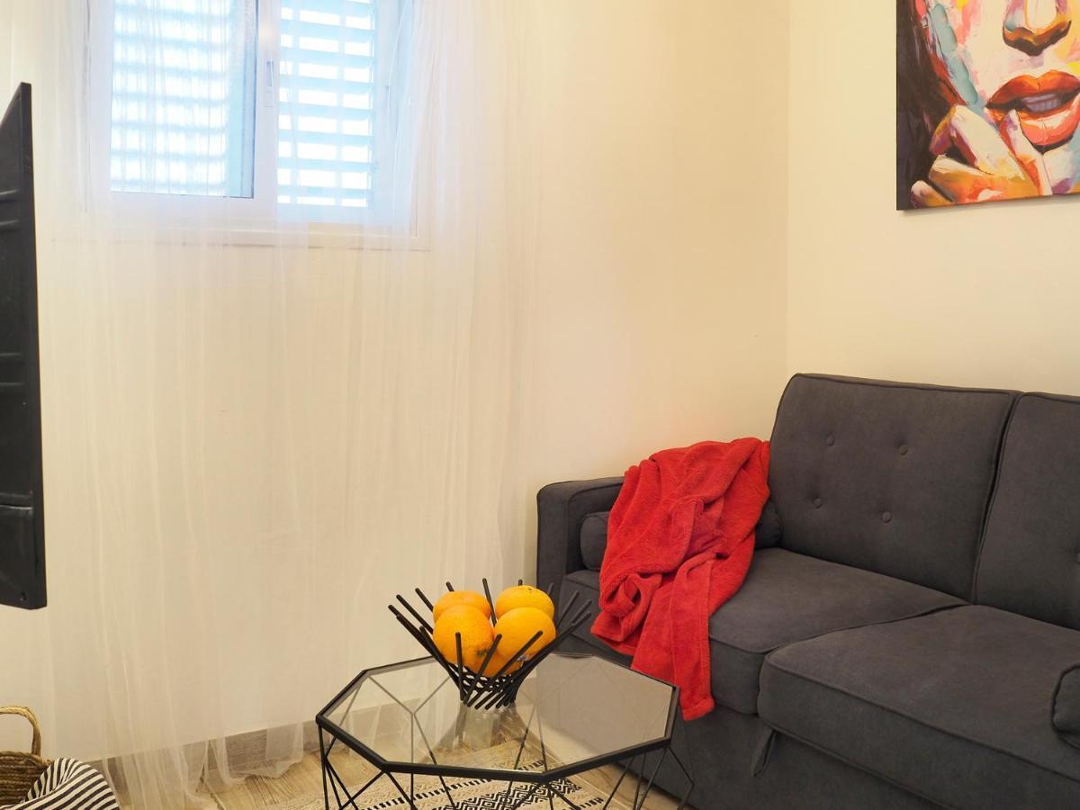 Studio Ariana And Patio Bat Yam Exterior foto